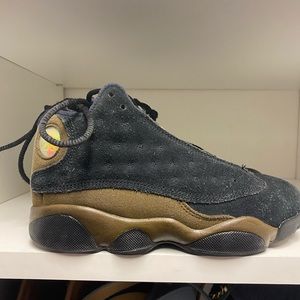 Toddler retro 13 olive Jordan’s!